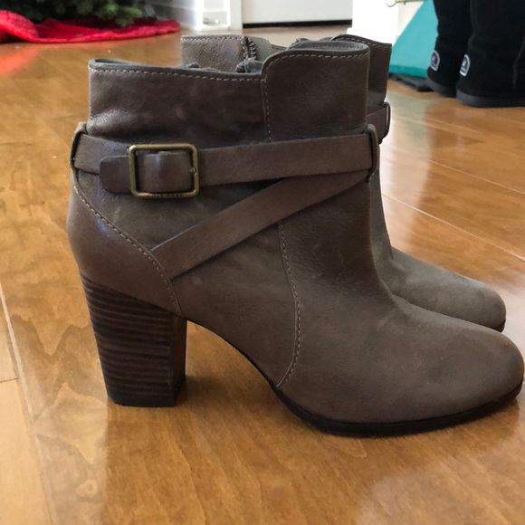 Cole Haan ankle boots - Picture 2 of 5